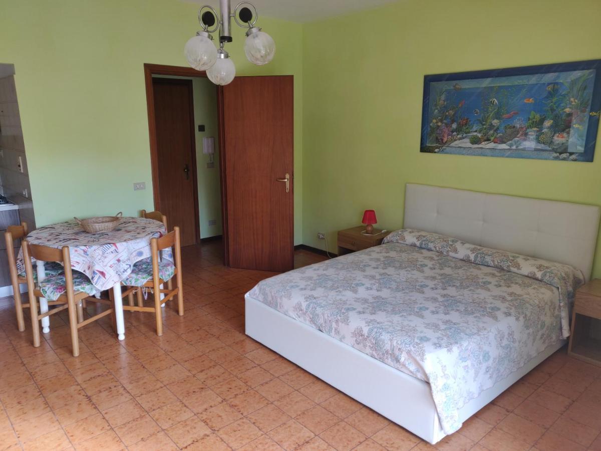 Residenza Il Poggio Lejlighed San Bartolomeo Al Mare Eksteriør billede