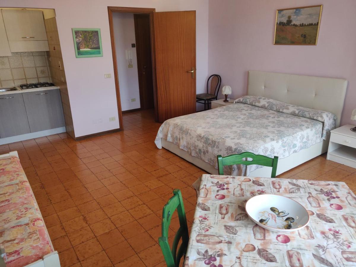 Residenza Il Poggio Lejlighed San Bartolomeo Al Mare Eksteriør billede