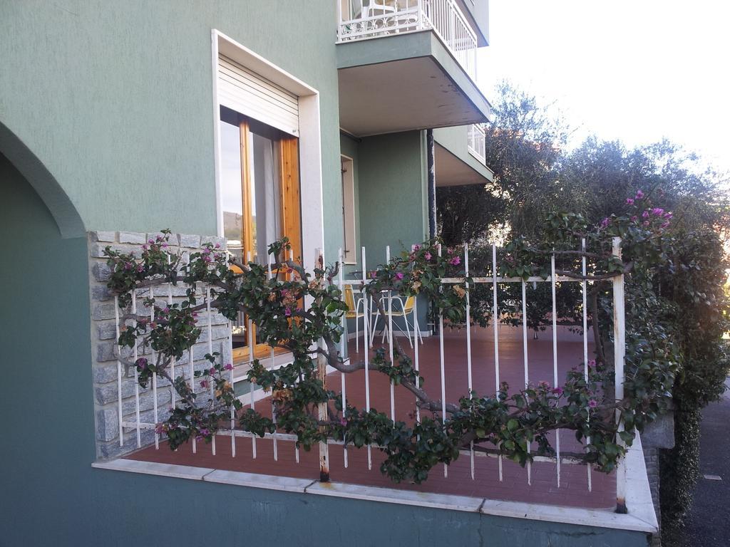 Residenza Il Poggio Lejlighed San Bartolomeo Al Mare Værelse billede
