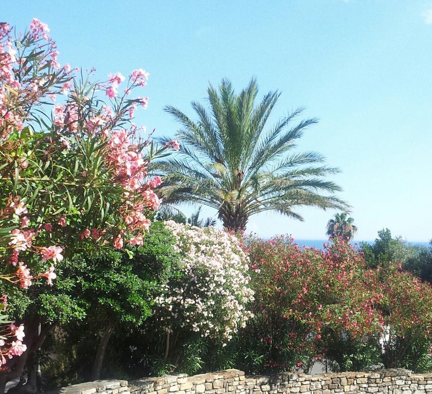Residenza Il Poggio Lejlighed San Bartolomeo Al Mare Eksteriør billede